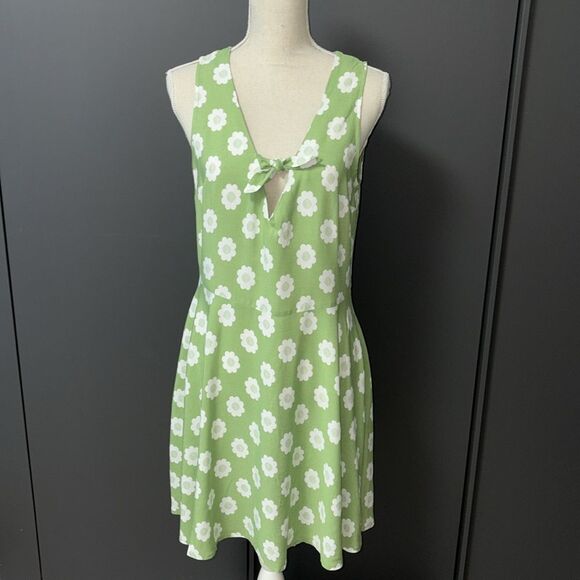 ModCloth Green Floral Sleeveless A line Dress - Picture 2 of 3